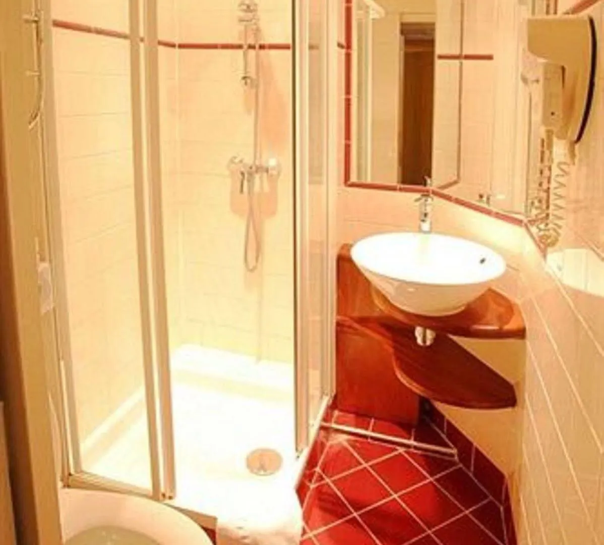Otel Korner Etoile 3*