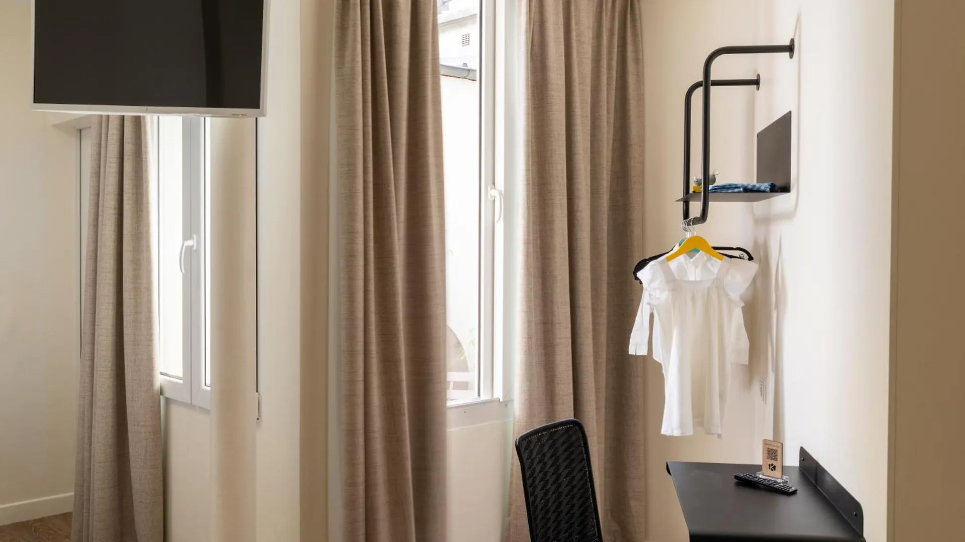 Korner Etoile Hotel